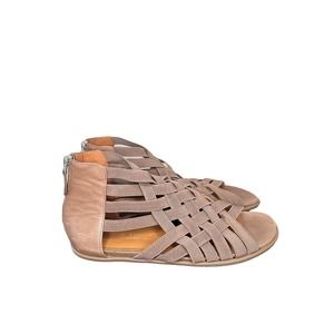 Gentle Souls Olivia Gladiator Sandal Mushroom Size 8